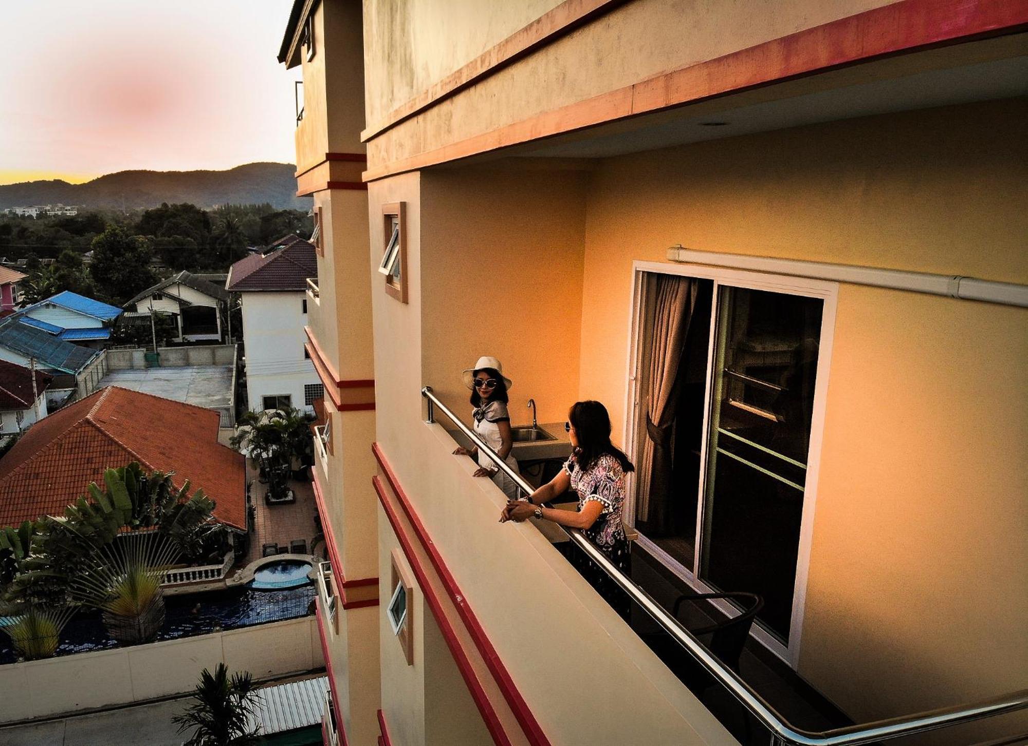 Sky Villa Hua Hin Guesthouse - Adults-Only Extérieur photo